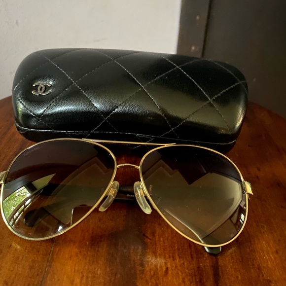 CHANEL Gold and Black Aviator Sunglasses - Picture 1 of 5